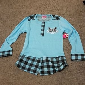 NWT Long sleeve shirt with a black legging
